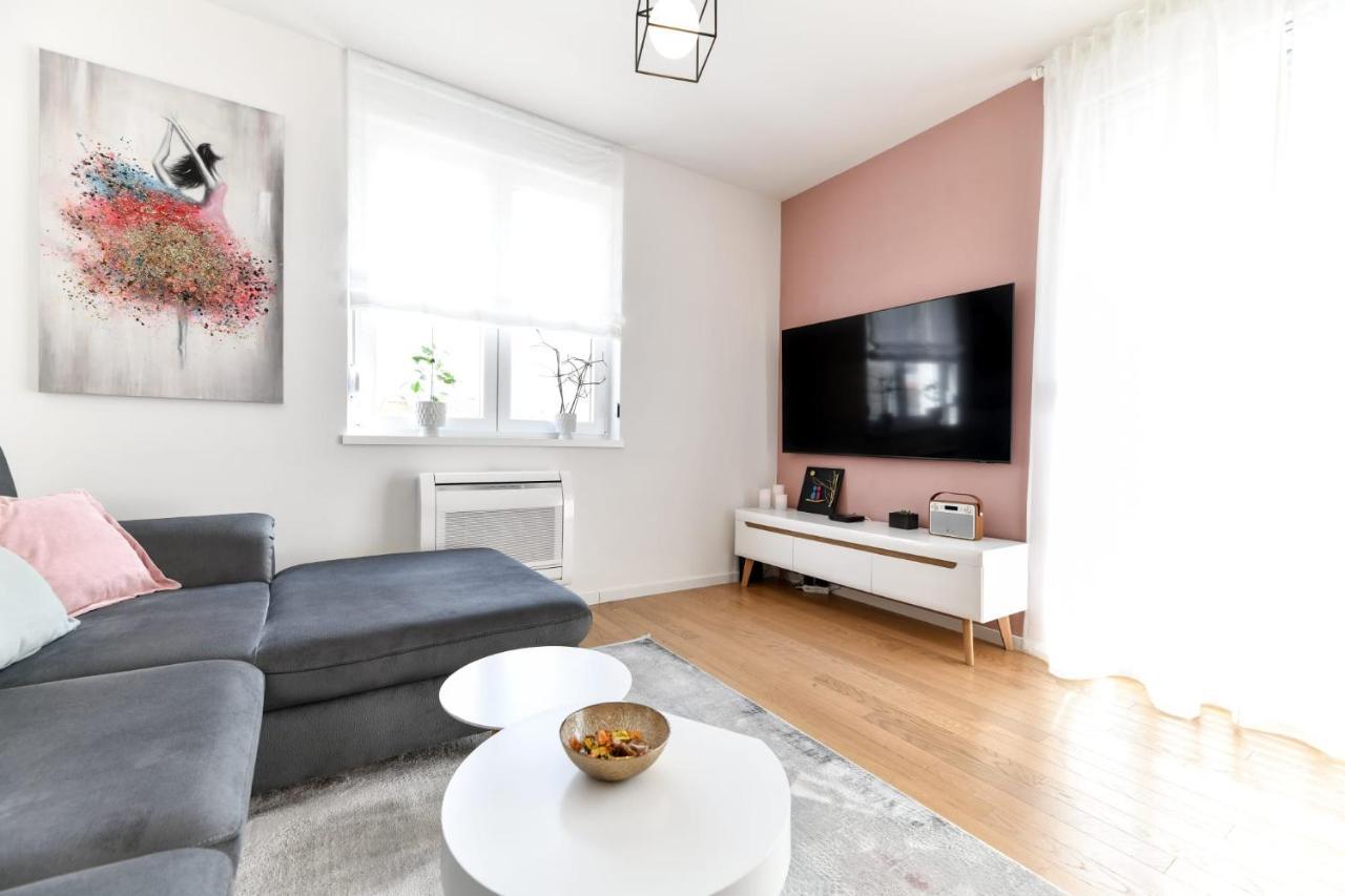زادار Apartment T&M المظهر الخارجي الصورة
